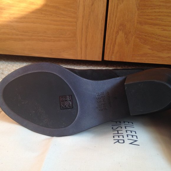 EILEEN FISHER - List Nubuck Peep Toe Bootie - New with Box - Picture 8 of 8
